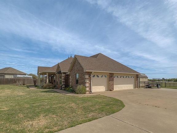 4th image of 10608 Oaksplinter Ln