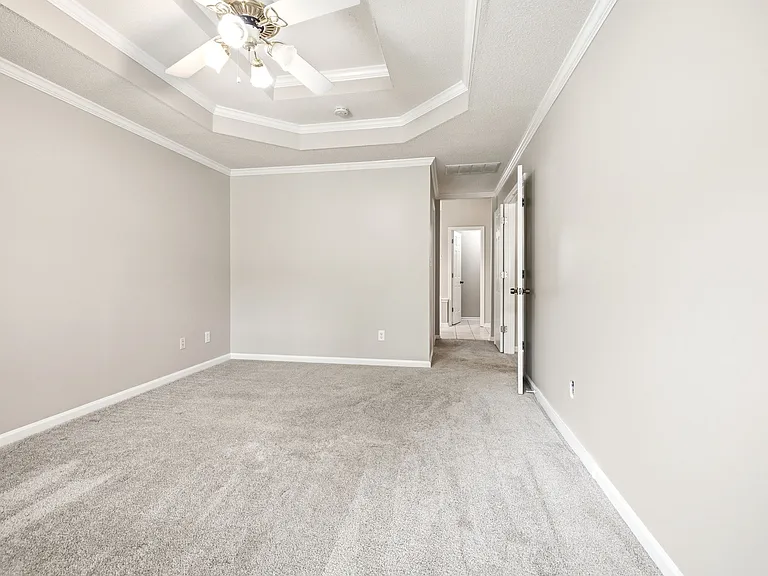 6330 N Glen Dr — Photo 24