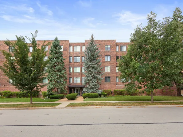 110 S Dunton Ave APT 2F, Arlington Heights, IL 60005