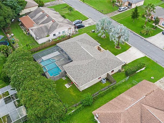 3rd image of 125 Alameda Dr