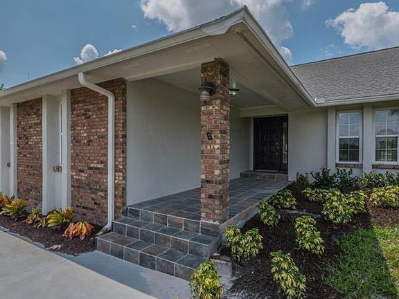 2nd image of 1711 Warner Dr