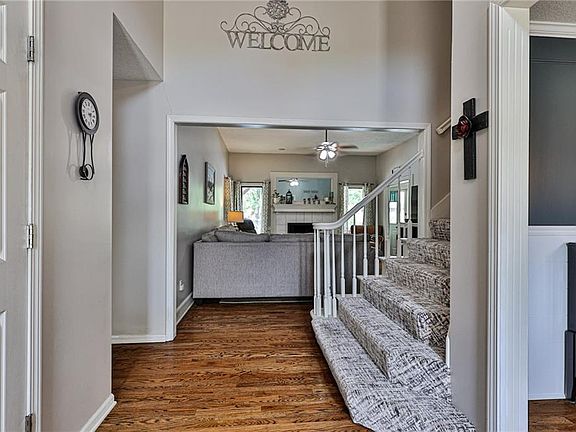5th image of 2809 NW Westbrooke Cir