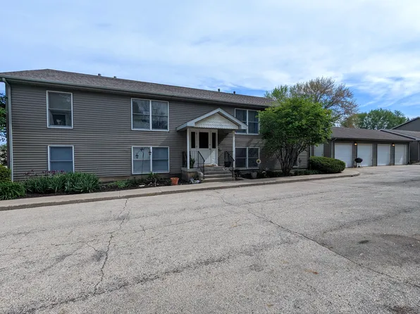 217 Mason Ct #217, Sycamore, IL 60178