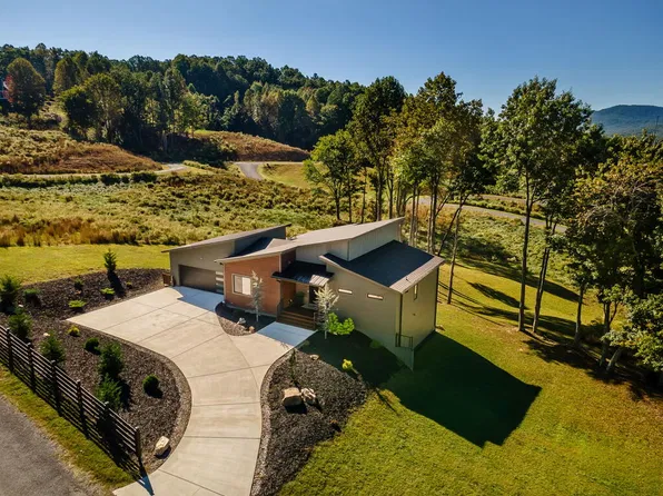 160 Big Valley Dr, Morganton, GA 30560