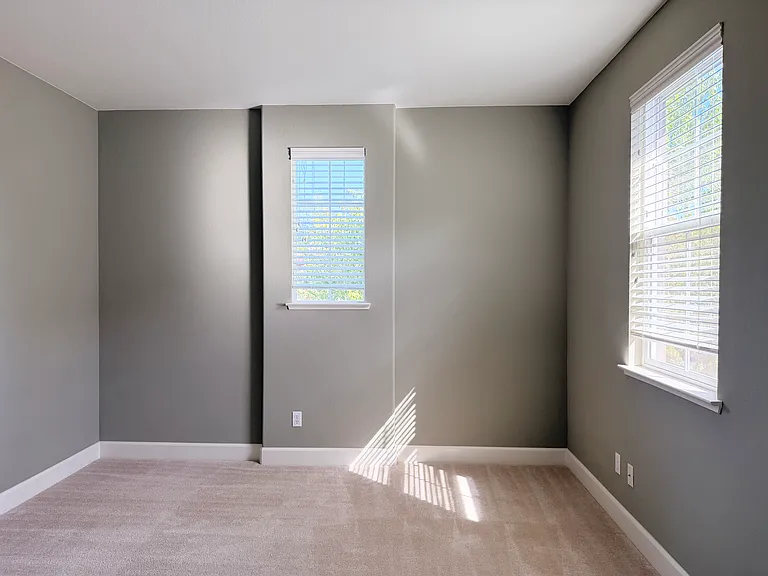 1143 Souza Way — Photo 20