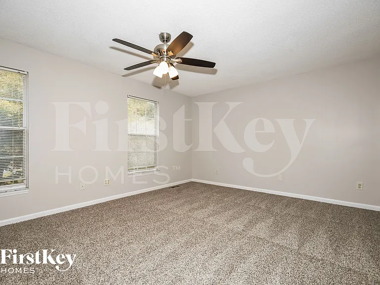 160 Danzid Dr — Photo 8