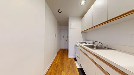 Rented by Bond New York