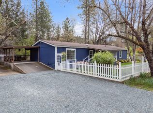 315 Queens Branch Rd, Rogue River, OR 97537