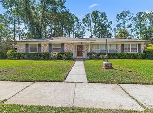 3368 Pickwick Dr S, Jacksonville, FL 32257