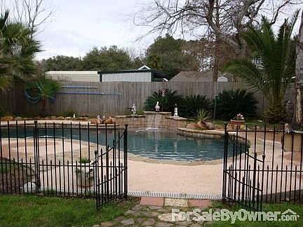 Fenced Pool Area
