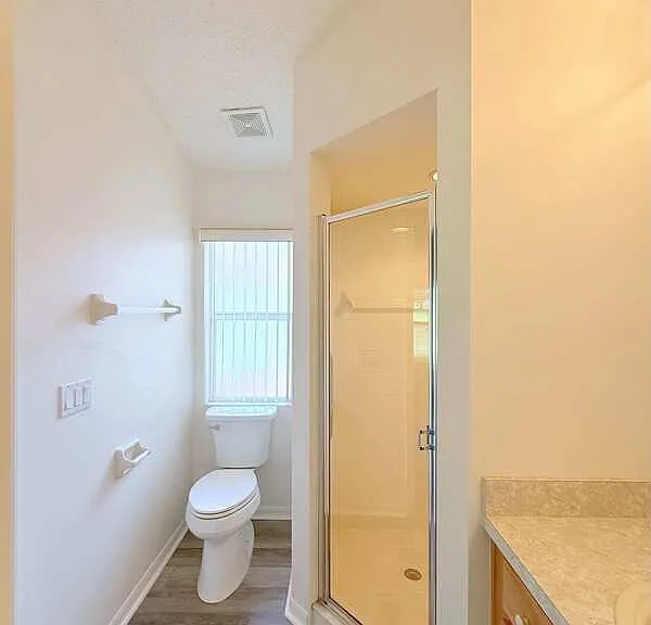 240 Center Oak Cir — Photo 41