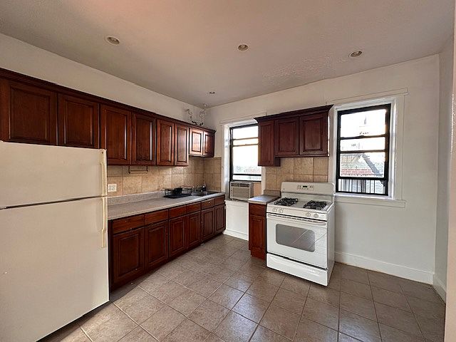 1st image of 21-77 33rd St #510