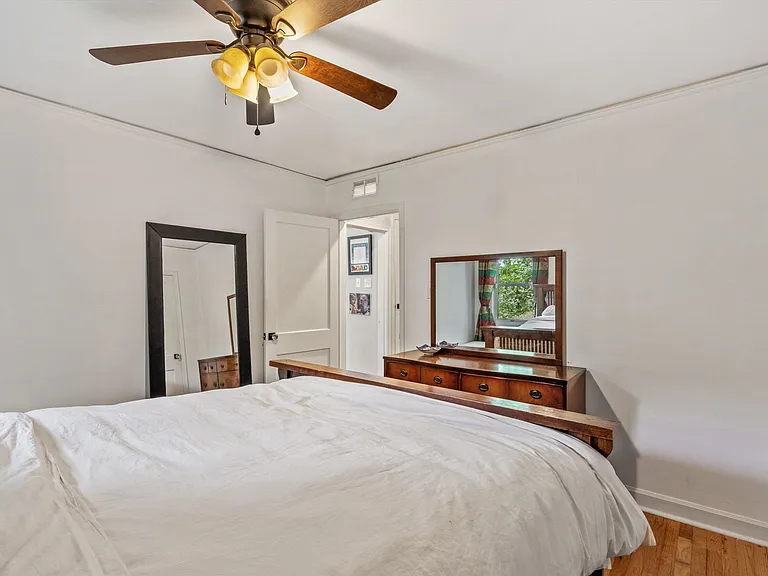 507 Grahamwood Dr — Photo 14