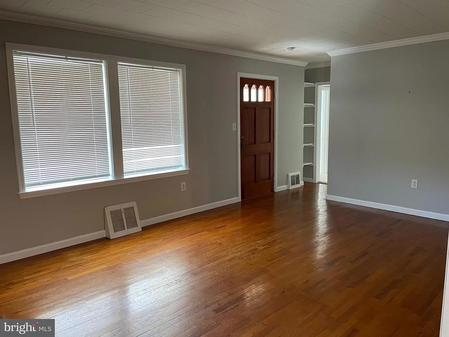 3 bed, 1.0 bath, 1752 sqft, $1,750 — Photo 4