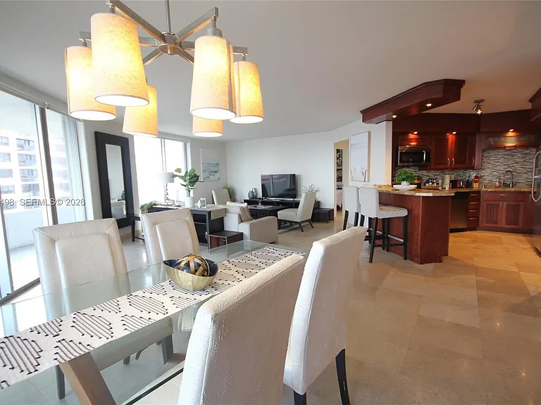 5161 Collins Ave #1004 — Photo 6