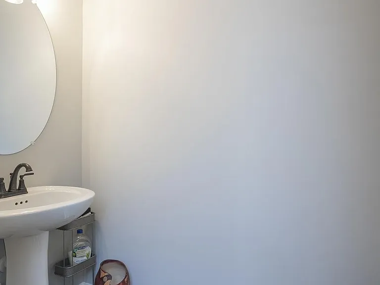1003 Villa Cir — Photo 12