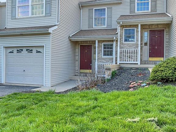 2nd image of 4 Fargreen Ct #1B