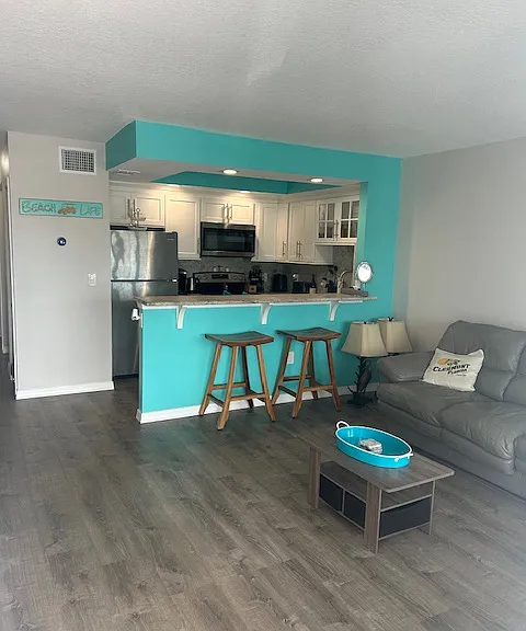 680 71st Ave #9 — Photo 1