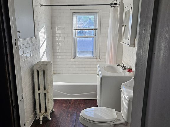 4th image of 3901 11th Ave S