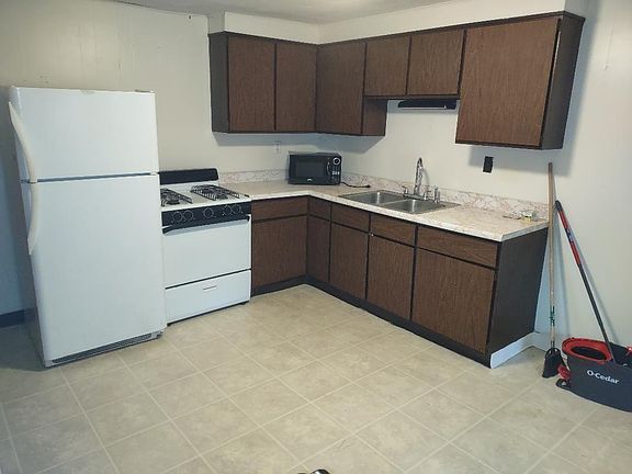 4th image of 861 James St #861