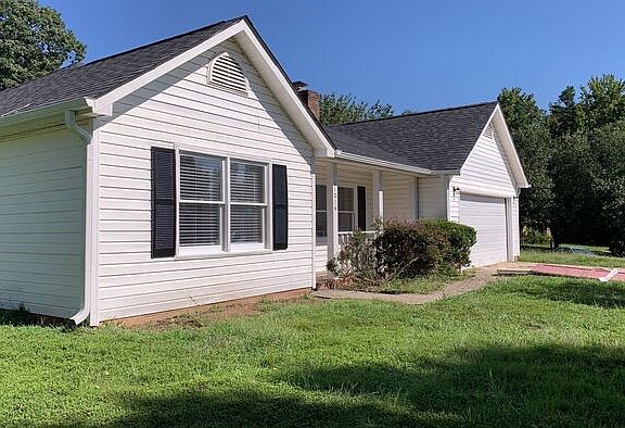 2nd image of 11014 Meadow Bank Ln