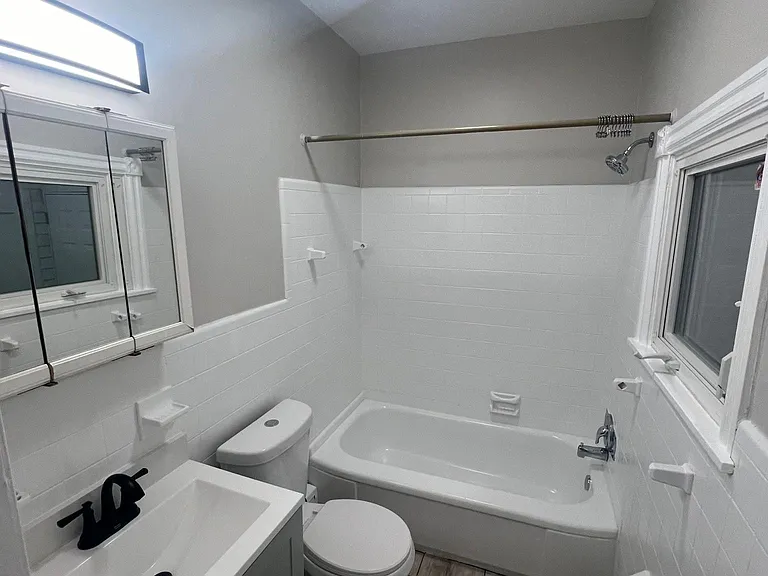 711 Concord Ave #1 — Photo 9