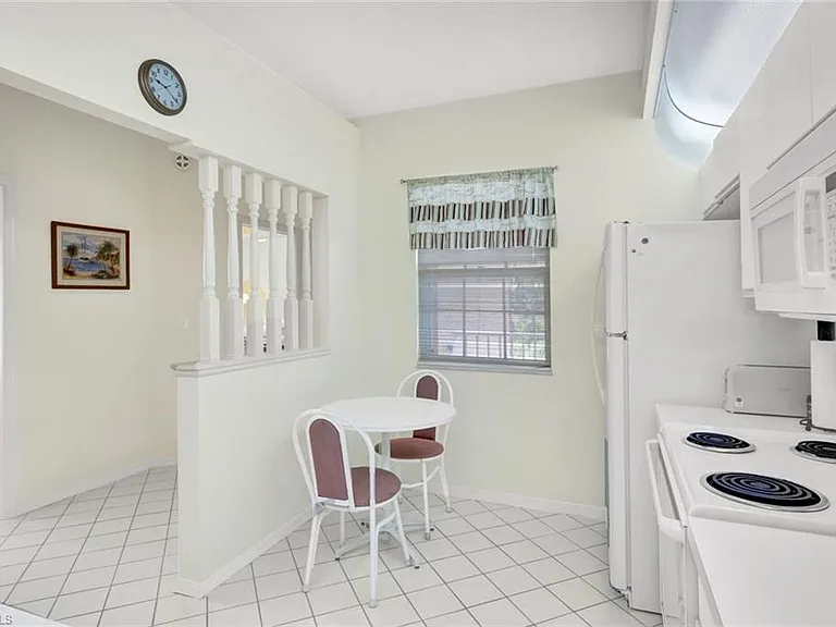 326 Bradstrom Cir #204F — Photo 15