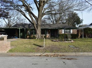 1129 Park Center St, Benbrook, TX 76126