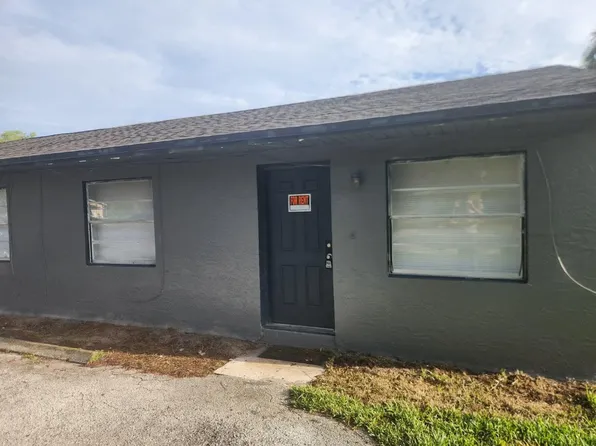 5006 Sanibel Ave, Fort Pierce, FL 34951