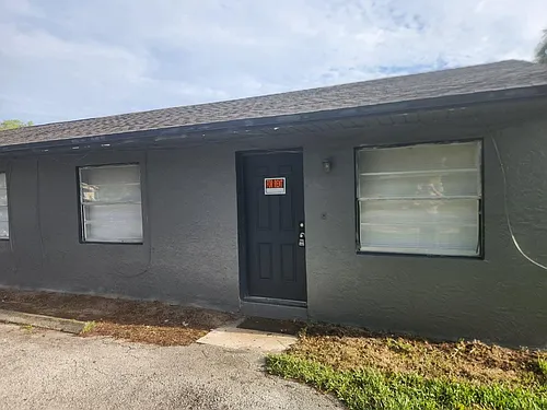 5006 Sanibel Ave Photo 1