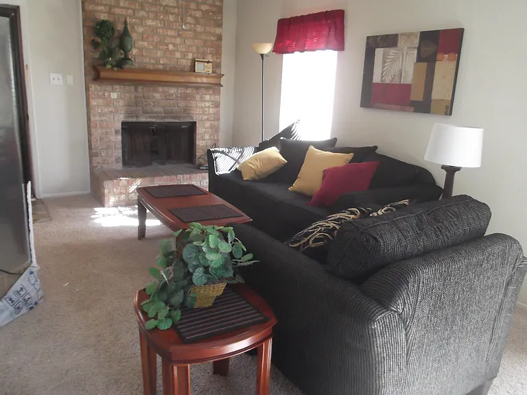 4802 Bedford Ave — Photo 7