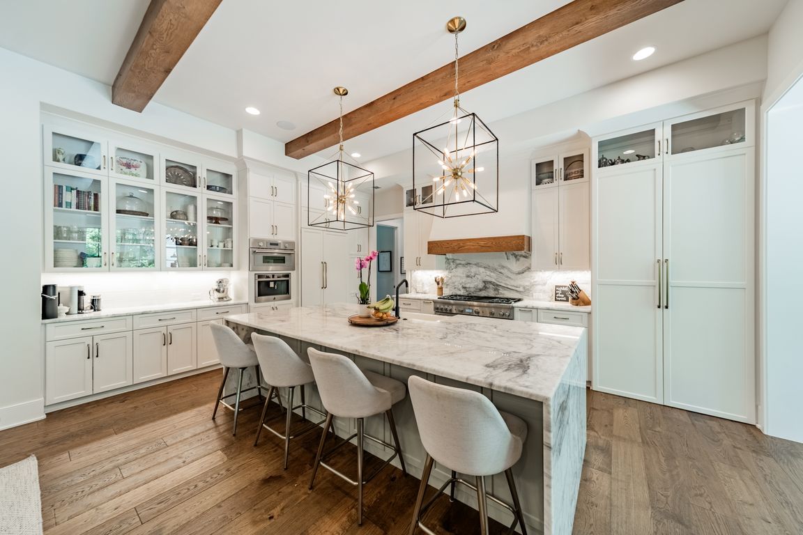 Oversized Kitchen Island