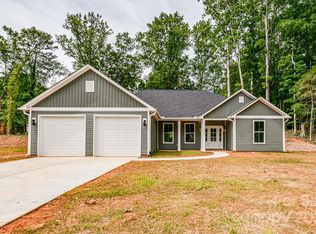 1875 Sardis Dr, Lancaster, SC 29720
