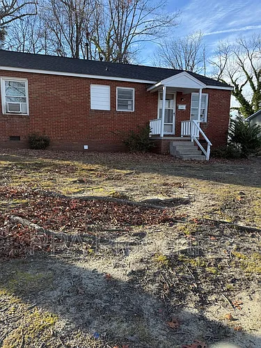 221 Willow Ave Photo 1