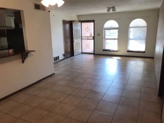 5th image of 7009 Christy Ave NE