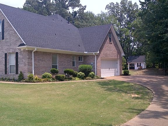 3rd image of 2265 Cumberland Dr