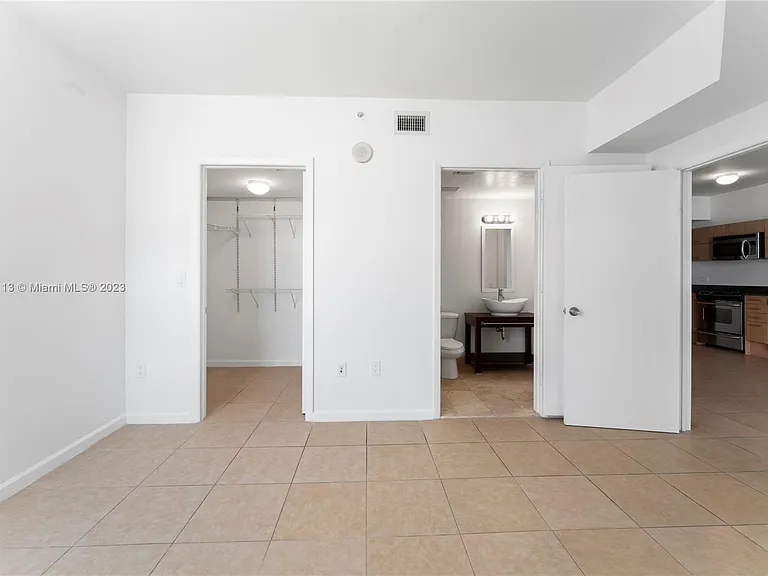 350 S Miami Ave #5 — Photo 14