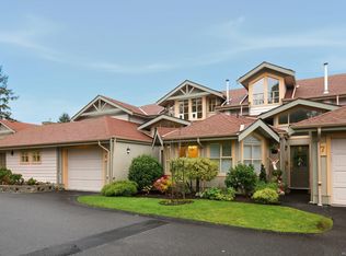 Royal Pines, Saanich, BC V8Z 7J1