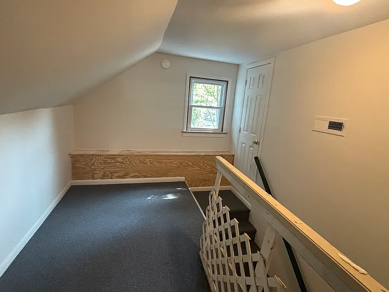 700 E Lincoln Ave — Photo 14