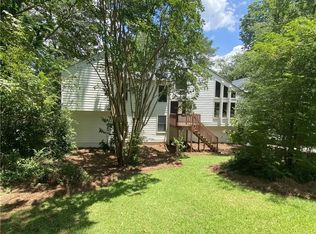 3950 Lookout Point Dr, Marietta, GA 30066