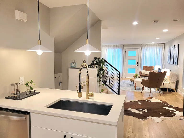 1451 Irving St — Photo 16