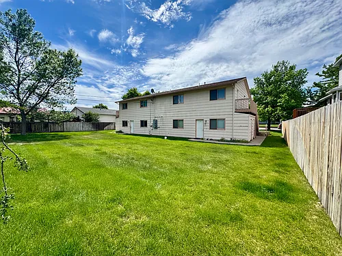 2340 Fairview Ave Photo 1