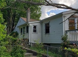 533 Oscawana Lake Rd, Putnam Valley, NY 10579