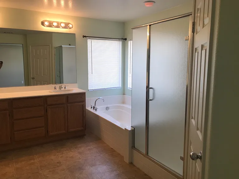 4420 Cloudywing Rd — Photo 7