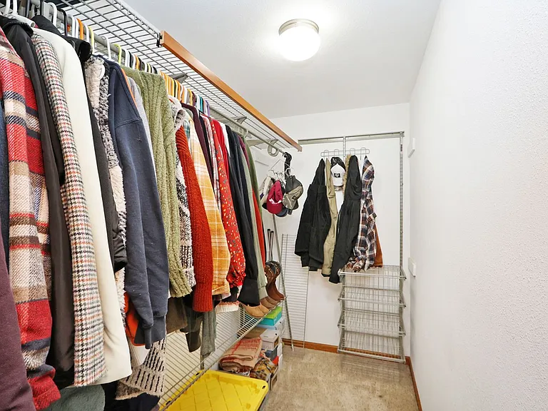309 Lockett Ln — Photo 9