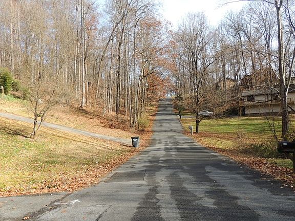 5th image of 4518 Grace Dr