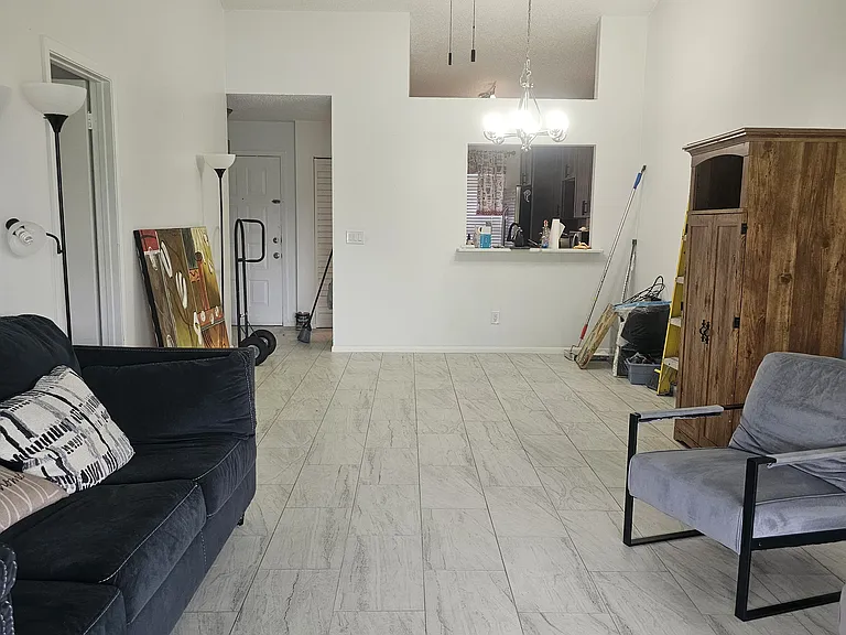 800 Park Villa Cir — Photo 17
