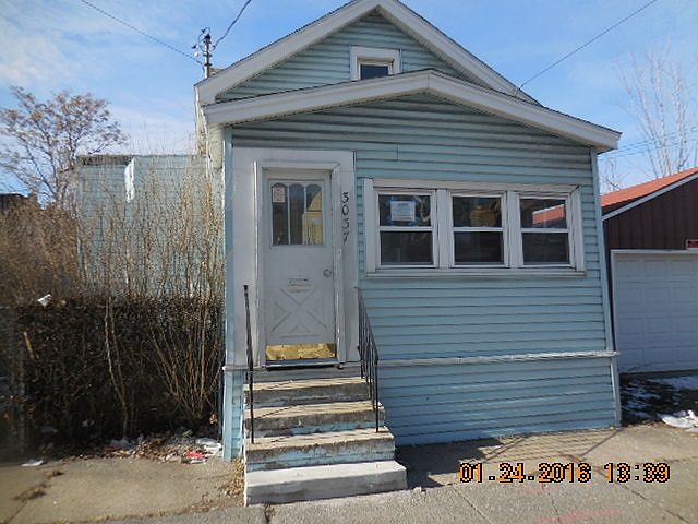 1st image of 3037 7th Ave