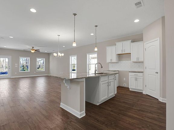 176 Legends Village Loop-4 Compressed