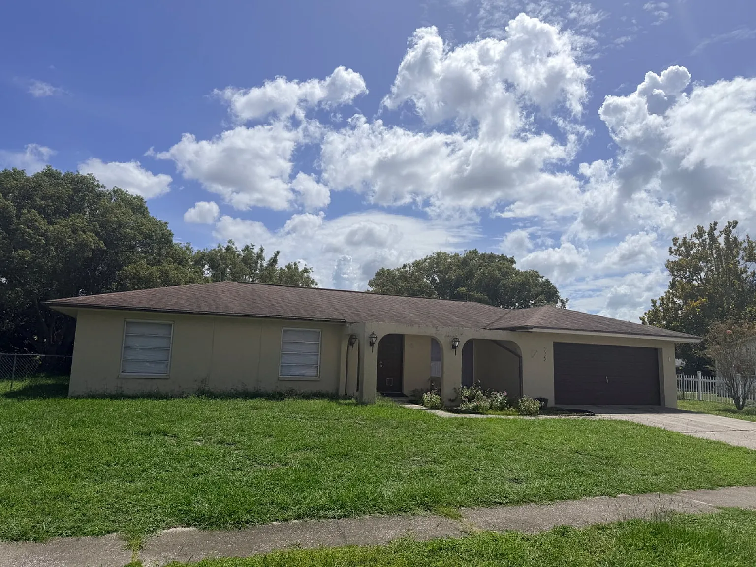 3 bed, 2.0 bath, $1,900 — Photo 2